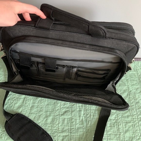 Black Dell Briefcase Satchel Shoulder Laptop Computer Bag - Picture 2 of 8